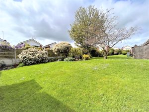 Communal Garden- click for photo gallery